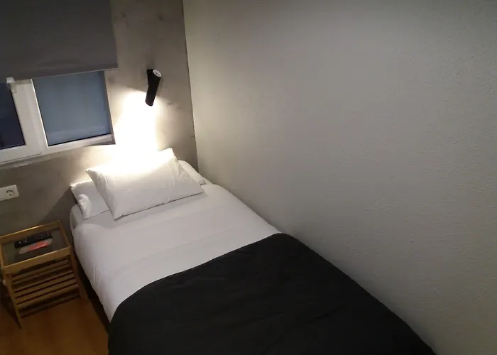 ゲストハウス ペンション ドン クラウディオ ビルバオ