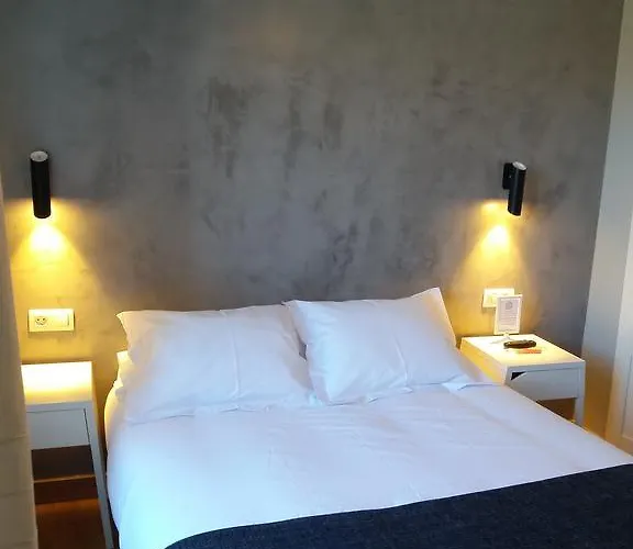 ゲストハウス ペンション ドン クラウディオ ビルバオ