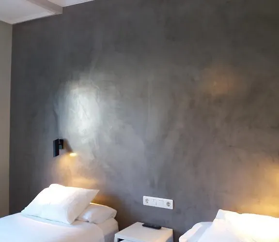 ゲストハウス ペンション ドン クラウディオ ビルバオ