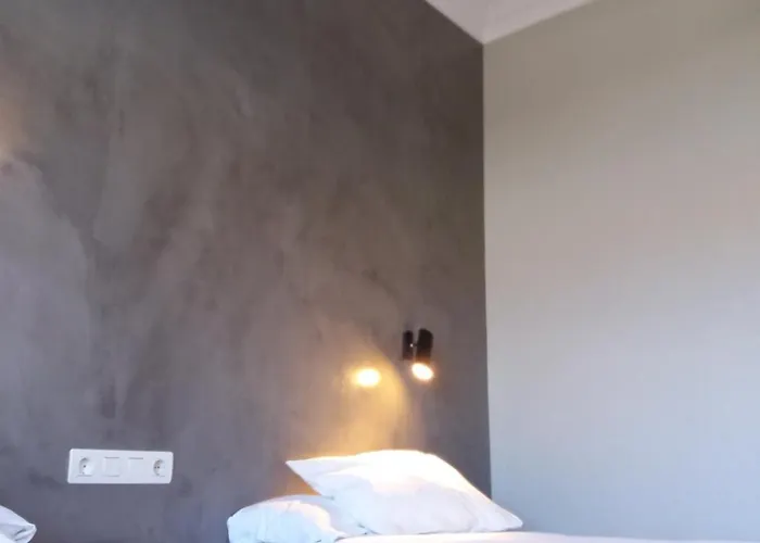 ペンション ドン クラウディオ ビルバオ